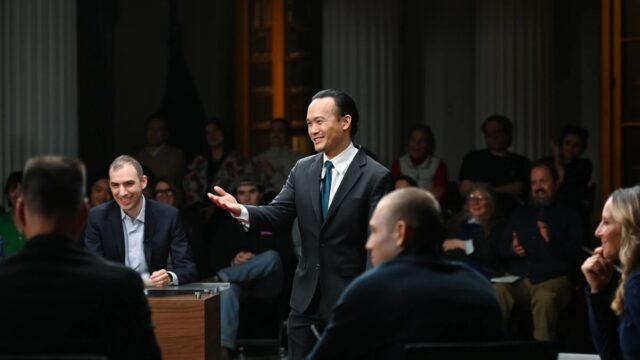 PBS, Kumar ile Kumar Etiklerini Tartışıyor