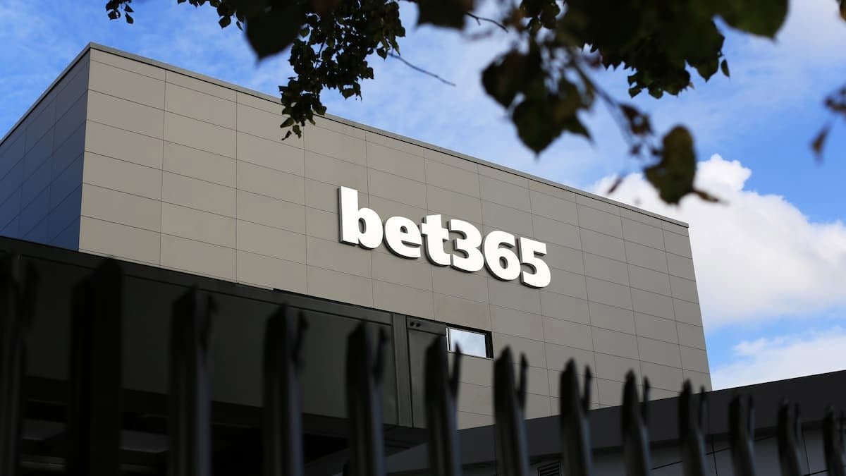 Bet365 Уволил 340 Сотрудников Из-за Растущих Налогов в Великобритании