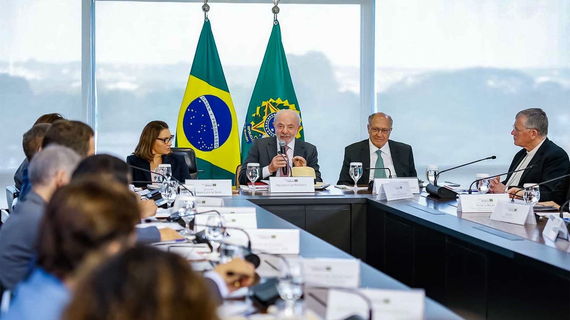 Brazil's Online Betting Market Faces Potential Ban Ahead of Elections