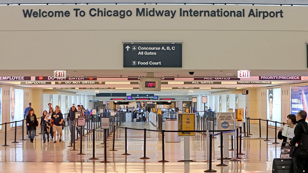 Bally's Proposes Slot Lounges at Chicago Airports Amid Gambling Debate