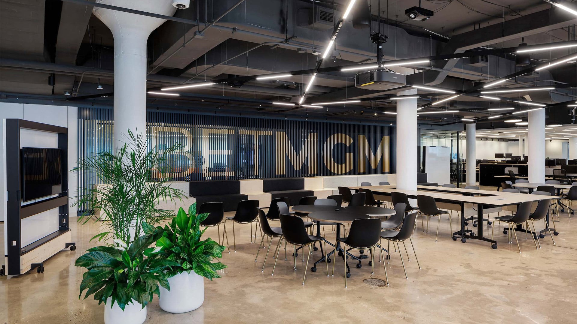 BetMGM 2026 Gelir Tahminini Rekabet Baskılarıyla Düşürdü