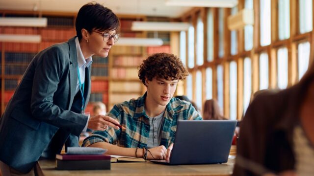 Experts Advocate for Gambling Literacy in Schools Amid Rising Youth Gambling