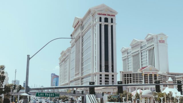 Caesars, Icahn'ın $34 Teklifini Reddederek Fertitta'nın $31'ini Seçti