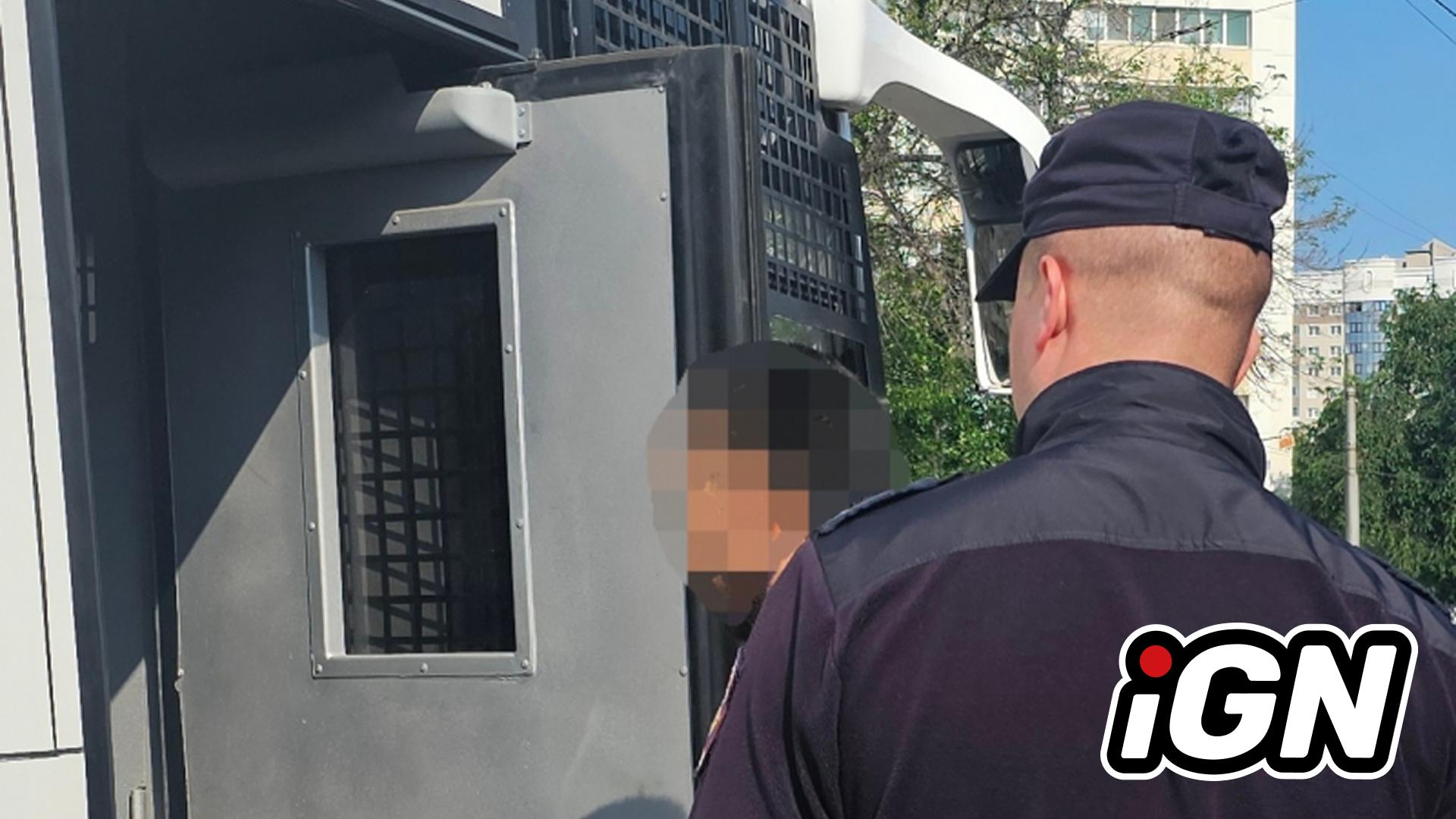 Студент обвинен в передаче данных карты неизвестному